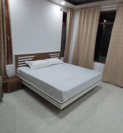Solitude Inn Bnb شيملا المظهر الخارجي الصورة