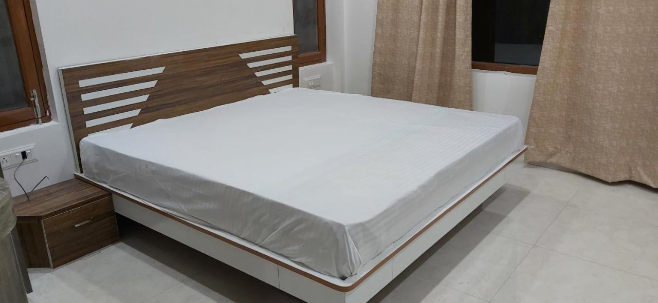 Solitude Inn Bnb شيملا المظهر الخارجي الصورة