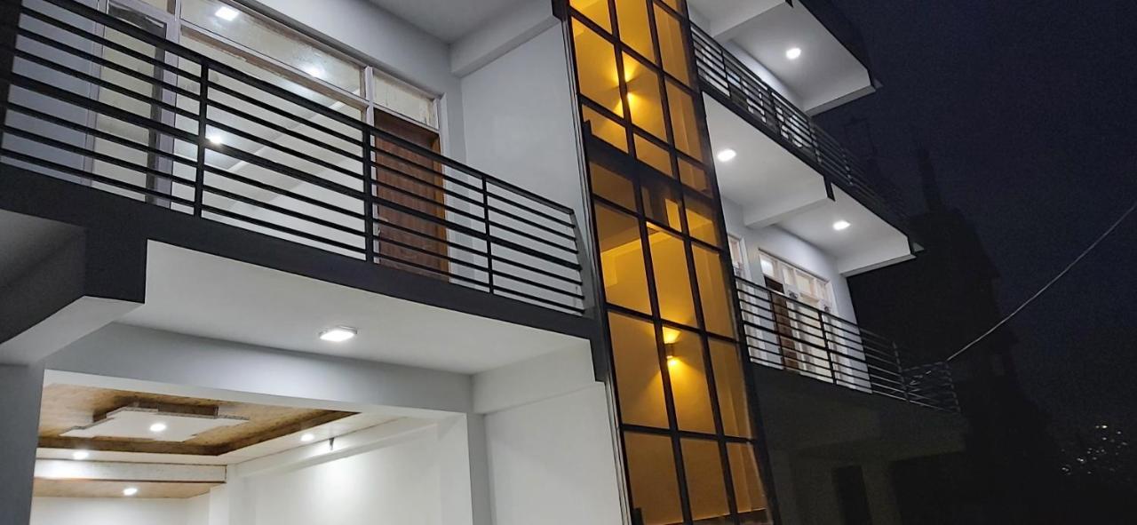 Solitude Inn Bnb شيملا المظهر الخارجي الصورة