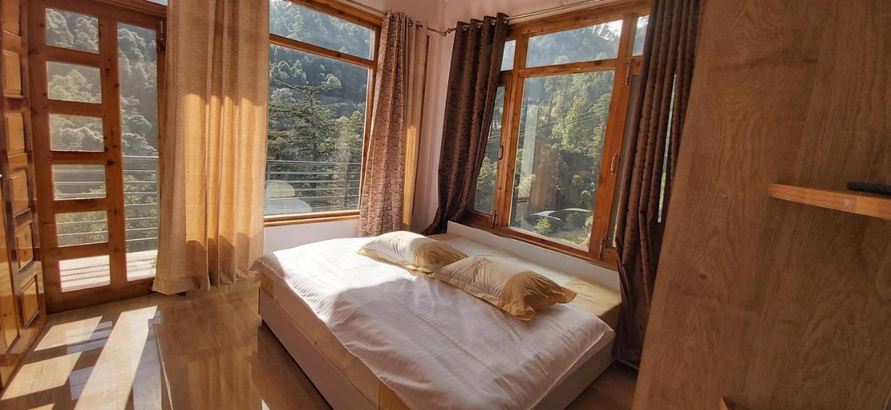 Solitude Inn Bnb شيملا المظهر الخارجي الصورة